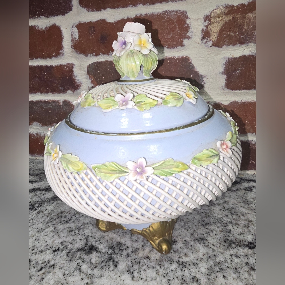 Capodimonte Italian Porcelain Vintage Bowl